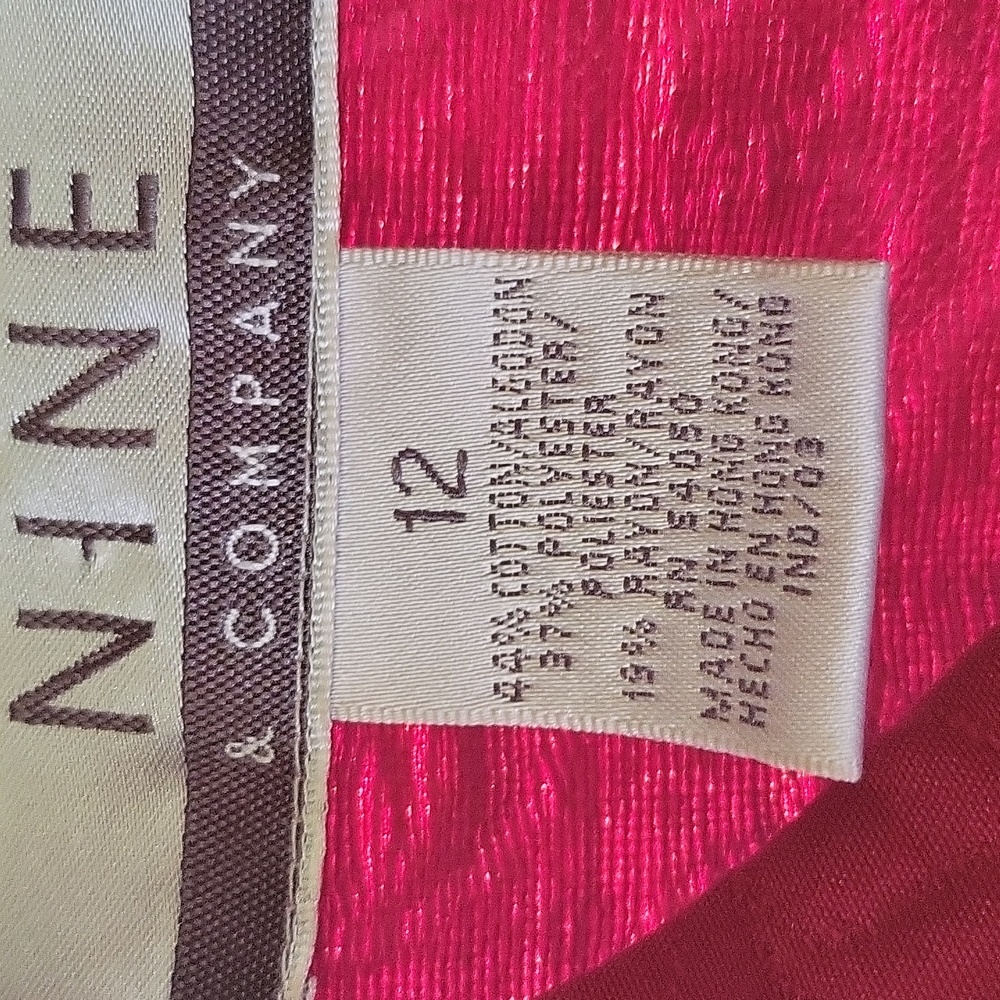 Red jacket - Picture 3 of 4